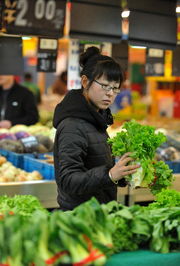 食用农产品批发价格连续六周下降，市场供应充足促消费回暖